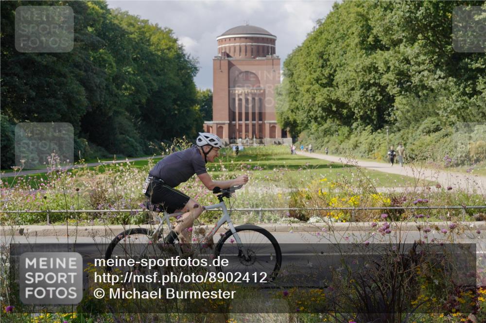 14.09.2025 - Stadtparktriathlon Michael Burmester http://msf.ph/oto/8902412 14.09.2025 13:30:09 Radfahren 1444, 1452, 1468, 1481 meine-sportfotos.de