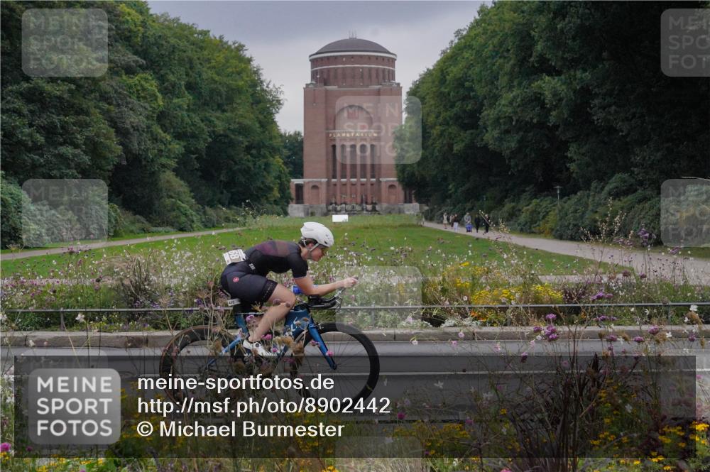 14.09.2025 - Stadtparktriathlon Michael Burmester http://msf.ph/oto/8902442 14.09.2025 09:39:25 Radfahren 468 meine-sportfotos.de