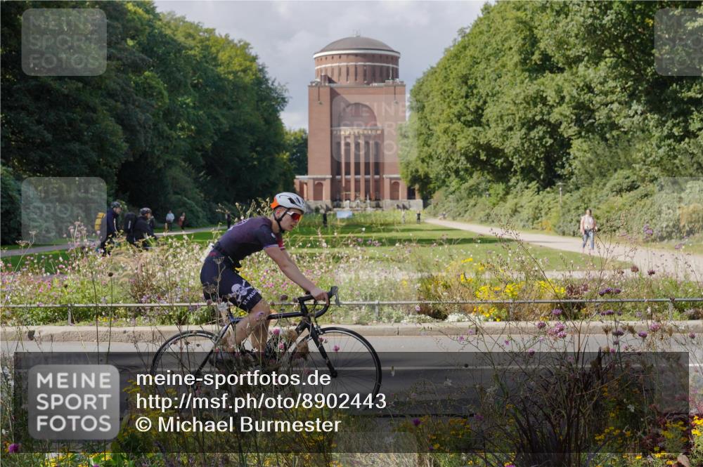 14.09.2025 - Stadtparktriathlon Michael Burmester http://msf.ph/oto/8902443 14.09.2025 13:31:28 Radfahren 1446, 1542 meine-sportfotos.de