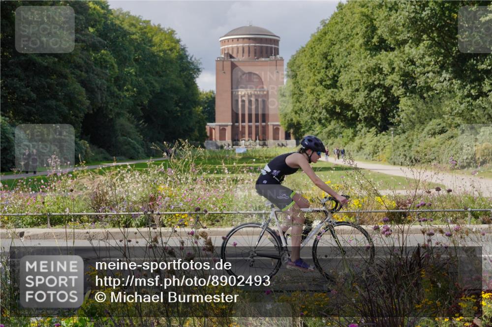 14.09.2025 - Stadtparktriathlon Michael Burmester http://msf.ph/oto/8902493 14.09.2025 13:32:47 Radfahren 1531, 1541, 1544, 1557, 1559, 1563, 1615 meine-sportfotos.de