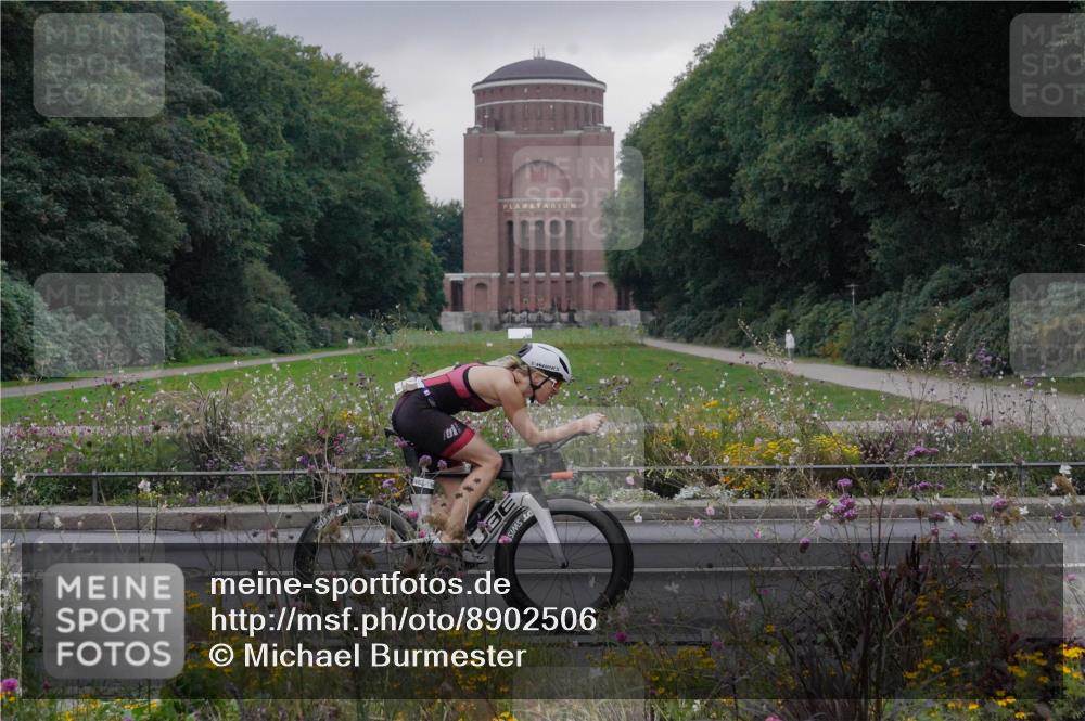 14.09.2025 - Stadtparktriathlon Michael Burmester http://msf.ph/oto/8902506 14.09.2025 09:42:17 Radfahren 415, 438, 460, 462, 479, 497 meine-sportfotos.de