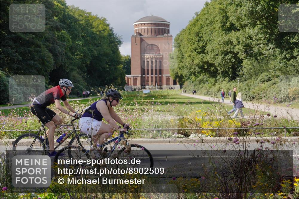 14.09.2025 - Stadtparktriathlon Michael Burmester http://msf.ph/oto/8902509 14.09.2025 13:33:15 Radfahren 1455, 1459, 1479, 1574, 1586 meine-sportfotos.de