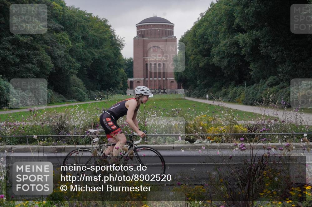 14.09.2025 - Stadtparktriathlon Michael Burmester http://msf.ph/oto/8902520 14.09.2025 09:42:42 Radfahren 445, 463, 466, 477, 478, 487, 506 meine-sportfotos.de