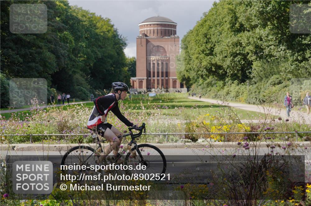 14.09.2025 - Stadtparktriathlon Michael Burmester http://msf.ph/oto/8902521 14.09.2025 13:33:39 Radfahren 1462, 1609 meine-sportfotos.de