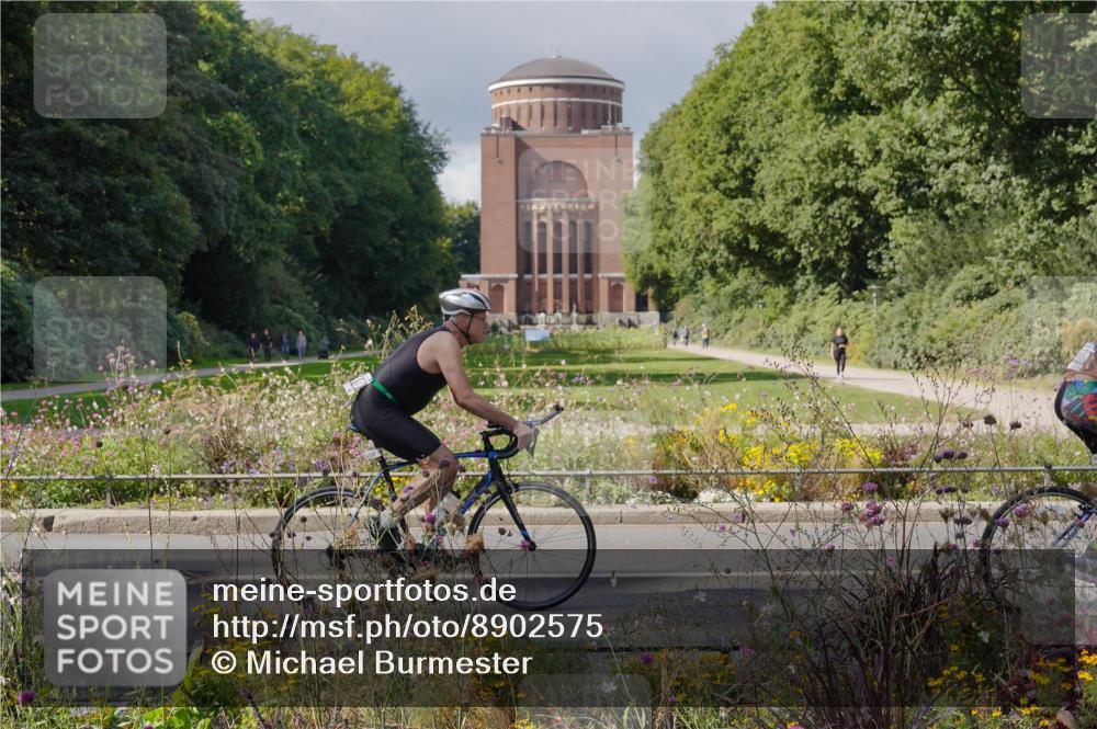 14.09.2025 - Stadtparktriathlon Michael Burmester http://msf.ph/oto/8902575 14.09.2025 13:35:35 Radfahren 1429, 1431, 1448, 1480, 1489, 1501, 1519, 1589 meine-sportfotos.de