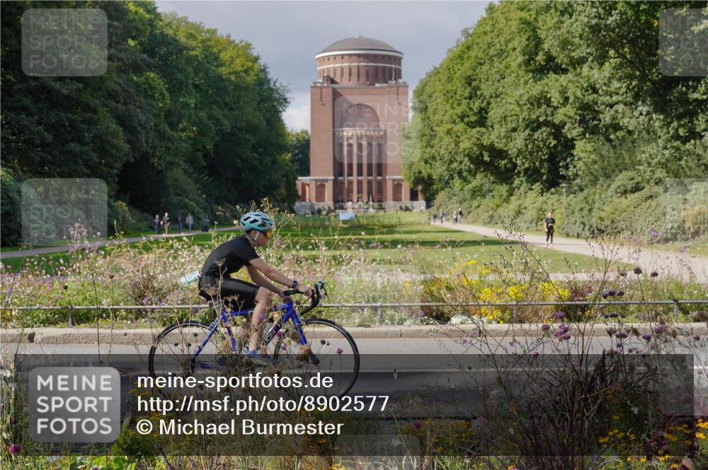 14.09.2025 - Stadtparktriathlon Michael Burmester http://msf.ph/oto/8902577 14.09.2025 13:35:37 Radfahren 1429, 1431, 1448, 1480, 1501, 1519, 1589 meine-sportfotos.de