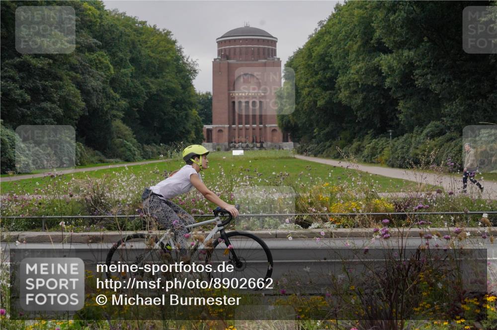 14.09.2025 - Stadtparktriathlon Michael Burmester http://msf.ph/oto/8902662 14.09.2025 09:51:04 Radfahren 504, 528, 563, 580 meine-sportfotos.de