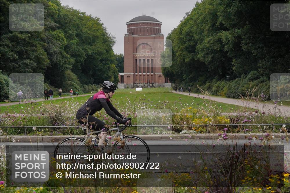 14.09.2025 - Stadtparktriathlon Michael Burmester http://msf.ph/oto/8902722 14.09.2025 09:53:37 Radfahren 500, 523, 524, 529, 544, 585 meine-sportfotos.de
