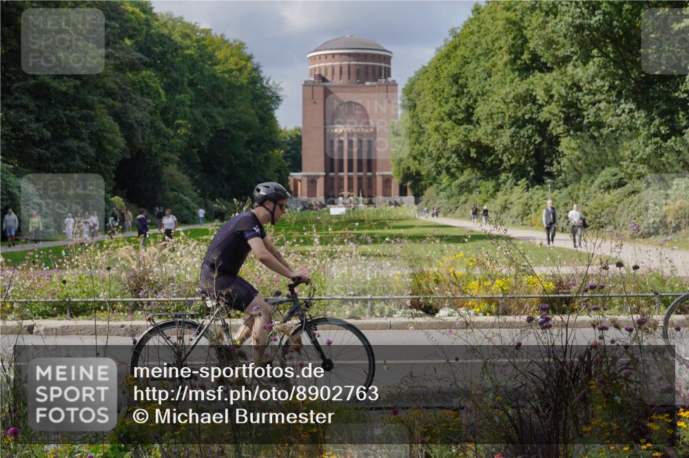 14.09.2025 - Stadtparktriathlon Michael Burmester http://msf.ph/oto/8902763 14.09.2025 13:45:13 Radfahren 1623, 1640, 1649, 1653, 1686 meine-sportfotos.de