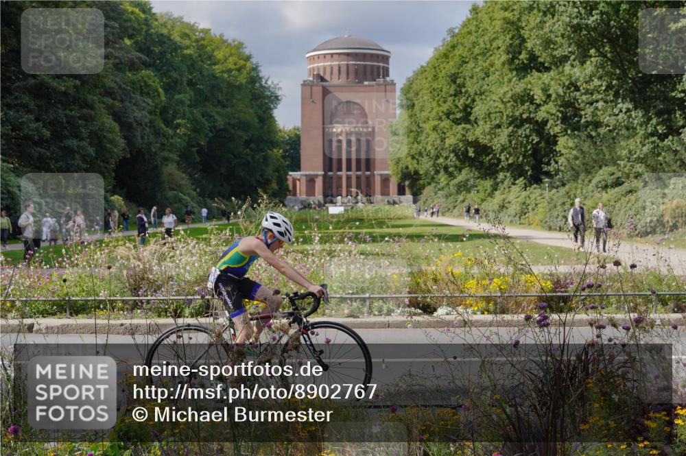 14.09.2025 - Stadtparktriathlon Michael Burmester http://msf.ph/oto/8902767 14.09.2025 13:45:17 Radfahren 1623, 1640, 1649, 1653, 1686 meine-sportfotos.de