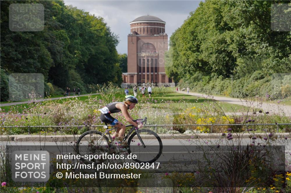 14.09.2025 - Stadtparktriathlon Michael Burmester http://msf.ph/oto/8902847 14.09.2025 13:51:38 Radfahren 1522, 1557, 1630, 1637, 1638, 1639, 1673, 1677 meine-sportfotos.de
