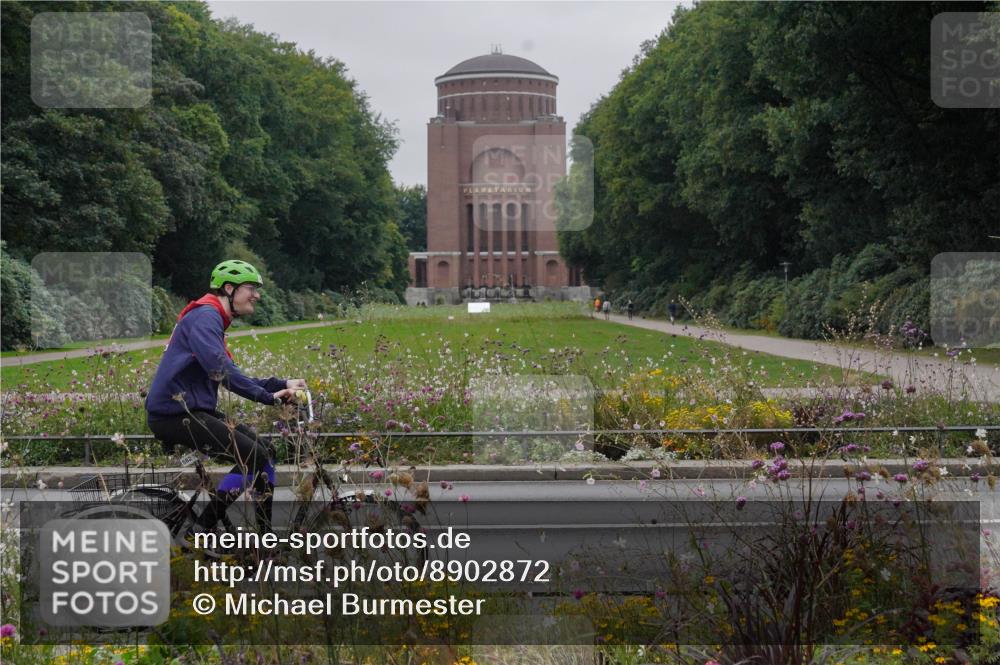 14.09.2025 - Stadtparktriathlon Michael Burmester http://msf.ph/oto/8902872 14.09.2025 10:00:17 Radfahren 582 meine-sportfotos.de