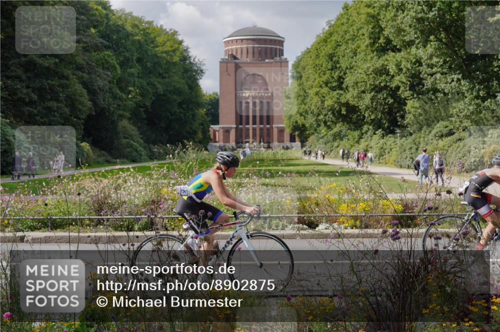 14.09.2025 - Stadtparktriathlon Michael Burmester http://msf.ph/oto/8902875 14.09.2025 13:52:58 Radfahren 1623, 1627, 1644, 1656, 1671, 1679 meine-sportfotos.de