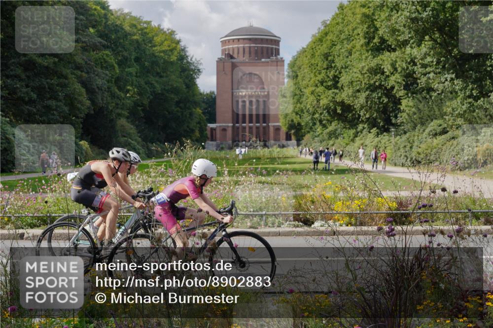 14.09.2025 - Stadtparktriathlon Michael Burmester http://msf.ph/oto/8902883 14.09.2025 13:53:28 Radfahren 1475, 1631, 1634, 1640, 1643, 1648, 1649, 1653, 1686 meine-sportfotos.de