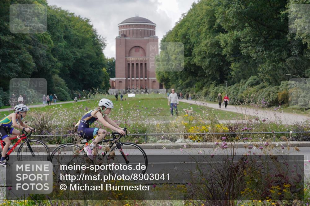 14.09.2025 - Stadtparktriathlon Michael Burmester http://msf.ph/oto/8903041 14.09.2025 14:25:35 Radfahren 1692, 1693, 1711, 1723, 1724, 1725, 1736, 1739, 1741, 1753, 1769, 1771, 1780, 1783 meine-sportfotos.de