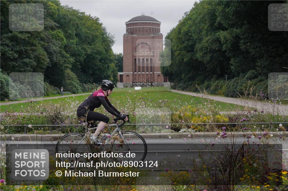 14.09.2025 - Stadtparktriathlon Michael Burmester http://msf.ph/oto/8903124 14.09.2025 10:10:44 Radfahren 514, 529, 564, 620 meine-sportfotos.de