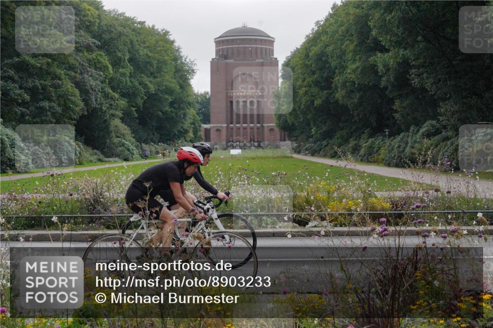 14.09.2025 - Stadtparktriathlon Michael Burmester http://msf.ph/oto/8903233 14.09.2025 10:19:33 Radfahren 529, 589, 622, 641, 667 meine-sportfotos.de