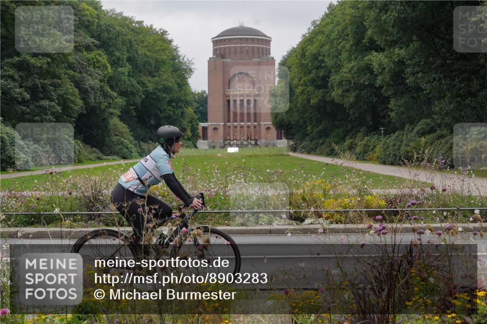 14.09.2025 - Stadtparktriathlon Michael Burmester http://msf.ph/oto/8903283 14.09.2025 10:22:17 Radfahren 521, 522, 546, 578, 645, 704, 708, 717 meine-sportfotos.de