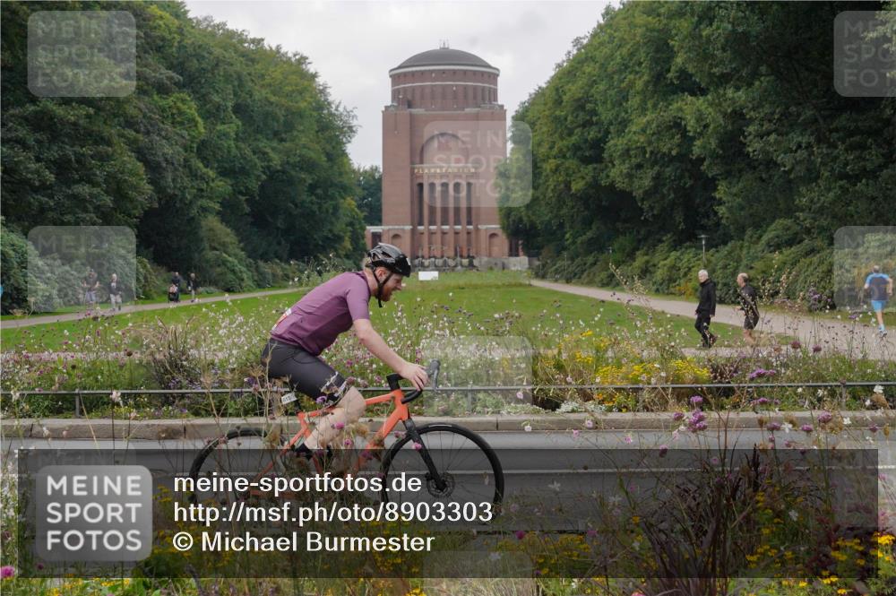 14.09.2025 - Stadtparktriathlon Michael Burmester http://msf.ph/oto/8903303 14.09.2025 10:23:22 Radfahren 517, 573, 607, 615, 626, 636, 642, 647 meine-sportfotos.de