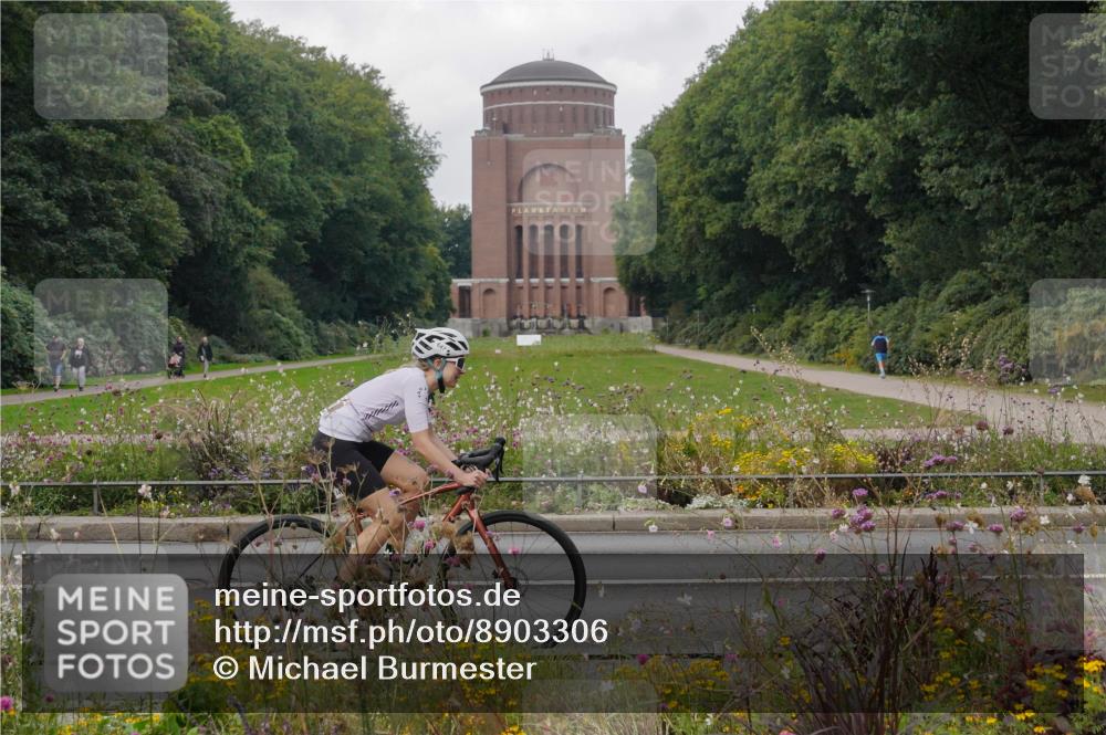 14.09.2025 - Stadtparktriathlon Michael Burmester http://msf.ph/oto/8903306 14.09.2025 10:23:29 Radfahren 517, 555, 573, 587, 607, 608, 618, 624, 626, 642, 647, 706 meine-sportfotos.de