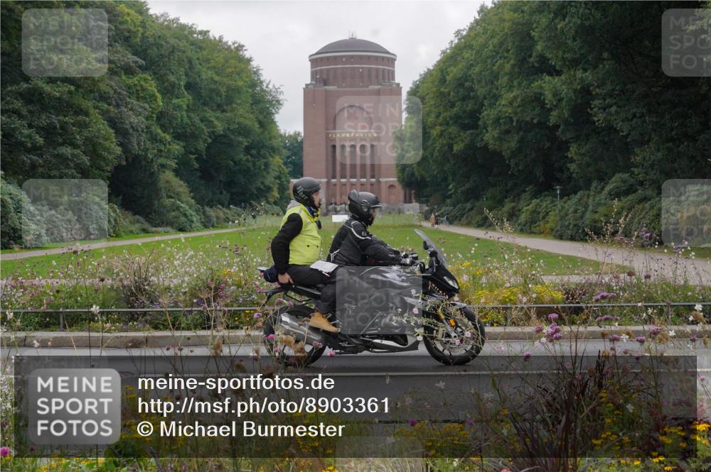 14.09.2025 - Stadtparktriathlon Michael Burmester http://msf.ph/oto/8903361 14.09.2025 10:26:37 Radfahren 561, 588, 641, 664, 665, 692 meine-sportfotos.de