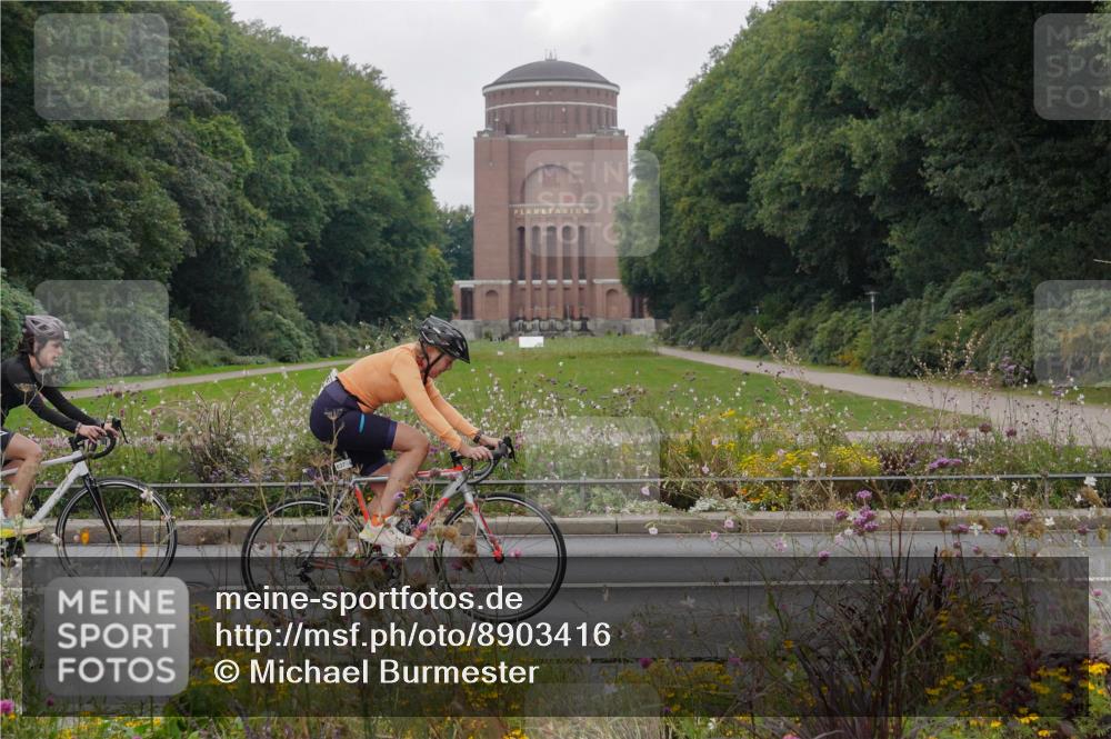 14.09.2025 - Stadtparktriathlon Michael Burmester http://msf.ph/oto/8903416 14.09.2025 10:30:14 Radfahren 509, 515, 590, 637 meine-sportfotos.de