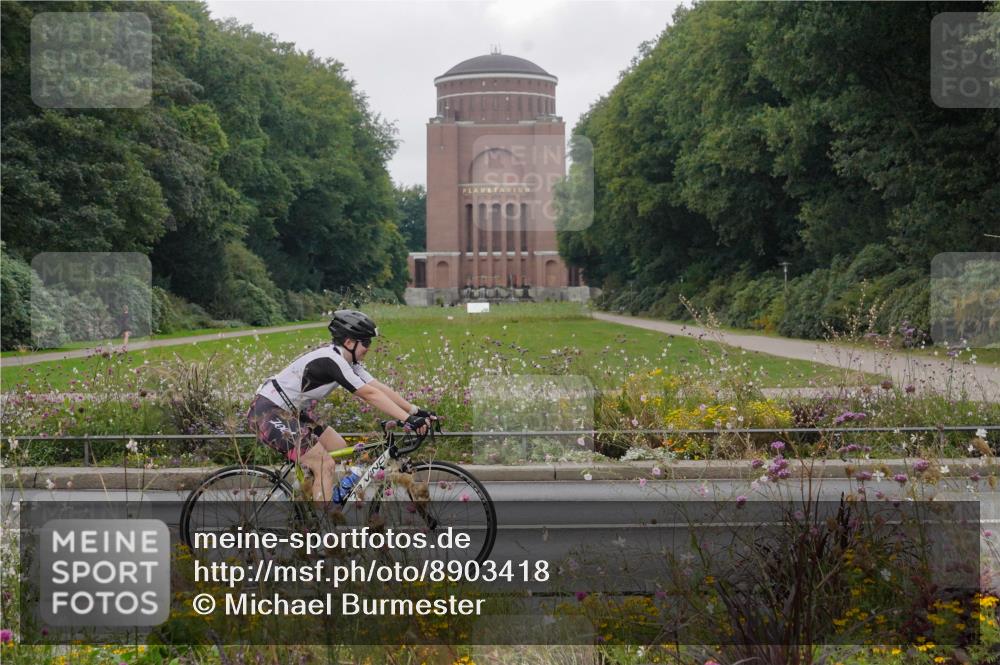 14.09.2025 - Stadtparktriathlon Michael Burmester http://msf.ph/oto/8903418 14.09.2025 10:30:17 Radfahren 509, 515, 590, 637, 704 meine-sportfotos.de