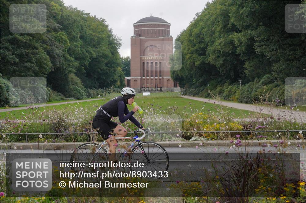 14.09.2025 - Stadtparktriathlon Michael Burmester http://msf.ph/oto/8903433 14.09.2025 10:31:05 Radfahren 521, 533, 546, 624, 636, 687, 706, 712, 714 meine-sportfotos.de