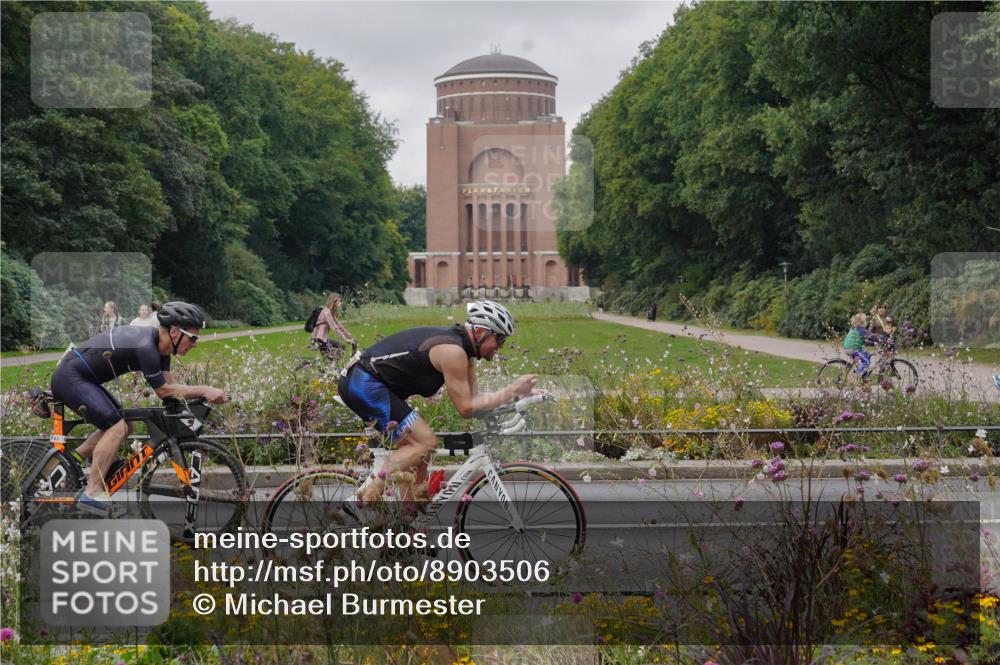 14.09.2025 - Stadtparktriathlon Michael Burmester http://msf.ph/oto/8903506 14.09.2025 10:36:52 Radfahren 622, 694, 764, 783, 788, 798, 811 meine-sportfotos.de