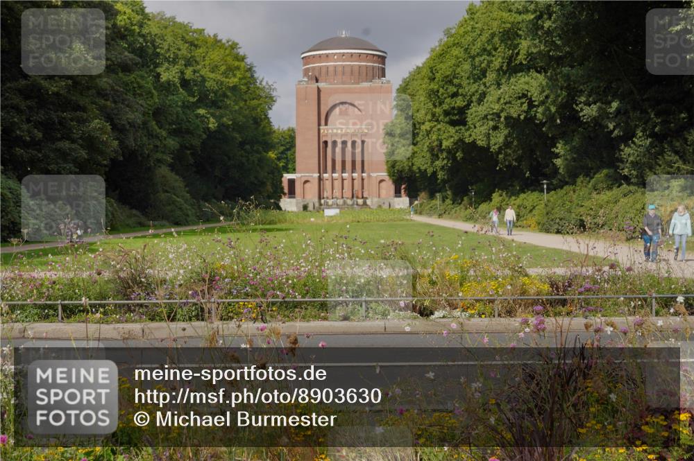 14.09.2025 - Stadtparktriathlon Michael Burmester http://msf.ph/oto/8903630 14.09.2025 10:41:12 Radfahren 746, 771, 778, 791 meine-sportfotos.de