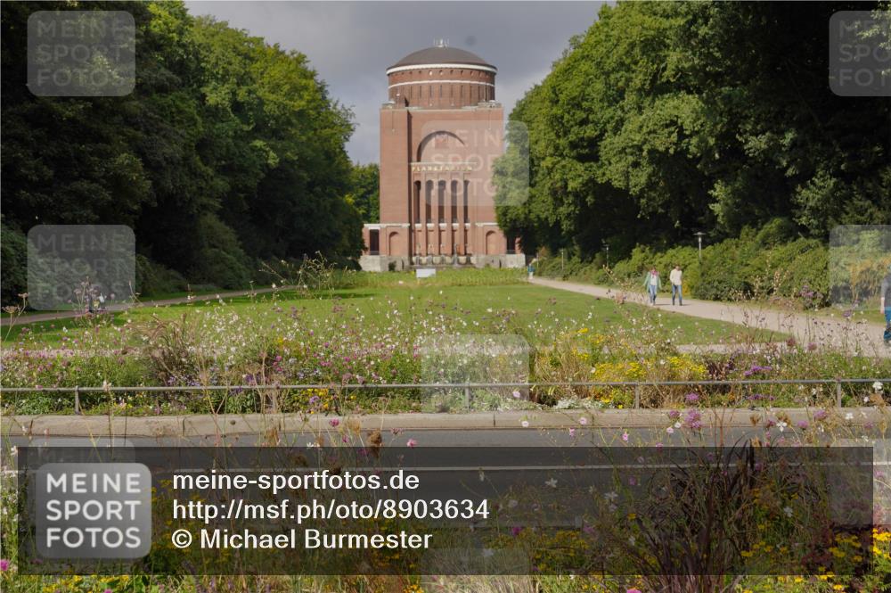 14.09.2025 - Stadtparktriathlon Michael Burmester http://msf.ph/oto/8903634 14.09.2025 10:41:16 Radfahren 746, 771, 778, 791 meine-sportfotos.de