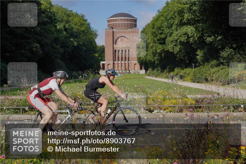 14.09.2025 - Stadtparktriathlon Michael Burmester http://msf.ph/oto/8903767 14.09.2025 10:46:40 Radfahren 624, 687, 700, 704, 705, 706, 721, 758, 779 meine-sportfotos.de