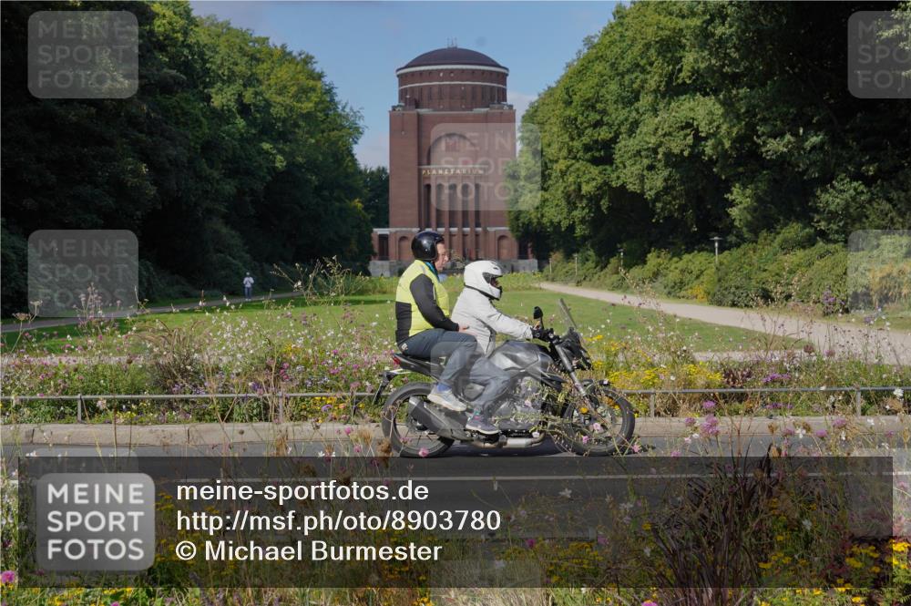 14.09.2025 - Stadtparktriathlon Michael Burmester http://msf.ph/oto/8903780 14.09.2025 10:47:24 Radfahren 568, 645, 735, 736, 790 meine-sportfotos.de