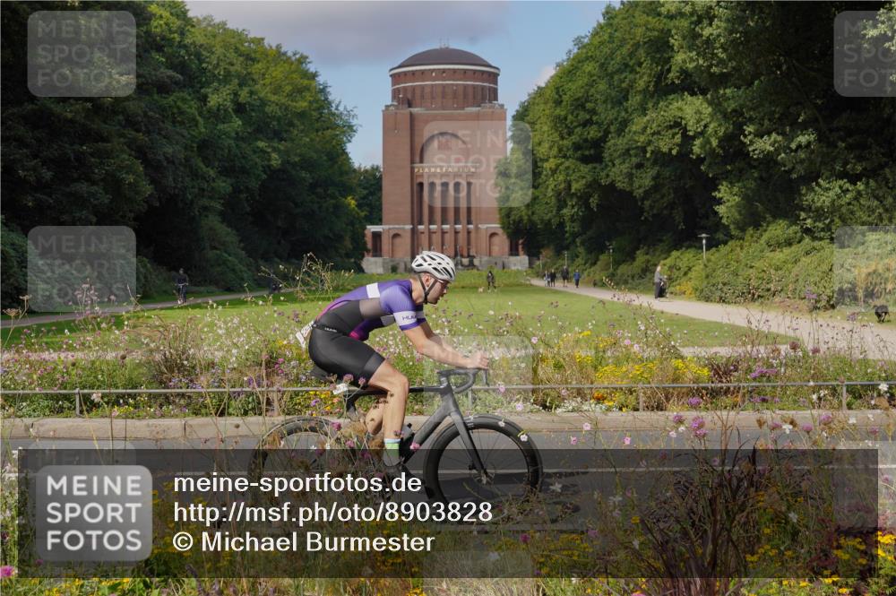 14.09.2025 - Stadtparktriathlon Michael Burmester http://msf.ph/oto/8903828 14.09.2025 10:50:10 Radfahren 681, 692, 764, 783, 788, 798, 811, 817, 820 meine-sportfotos.de