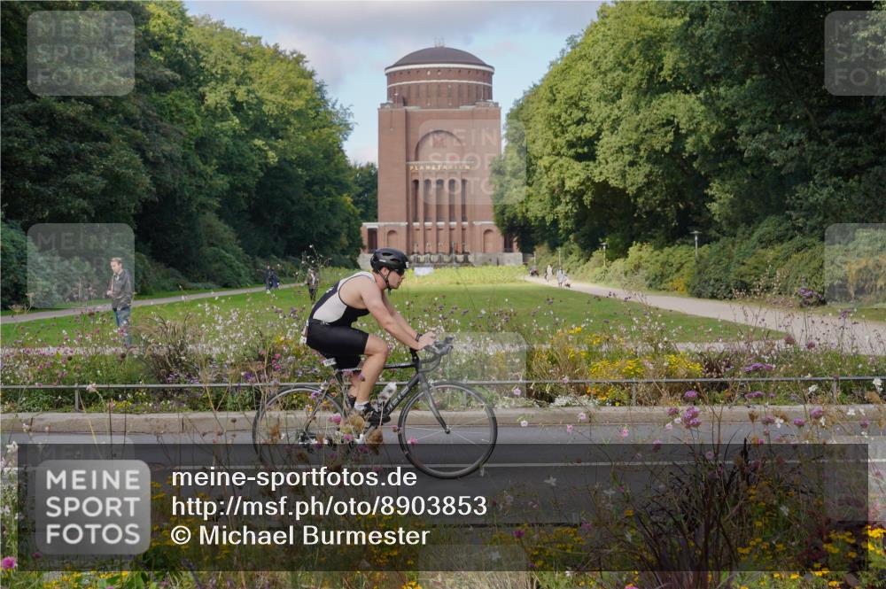 14.09.2025 - Stadtparktriathlon Michael Burmester http://msf.ph/oto/8903853 14.09.2025 10:51:50 Radfahren 651, 693, 724, 727, 743, 750, 752, 775, 804 meine-sportfotos.de
