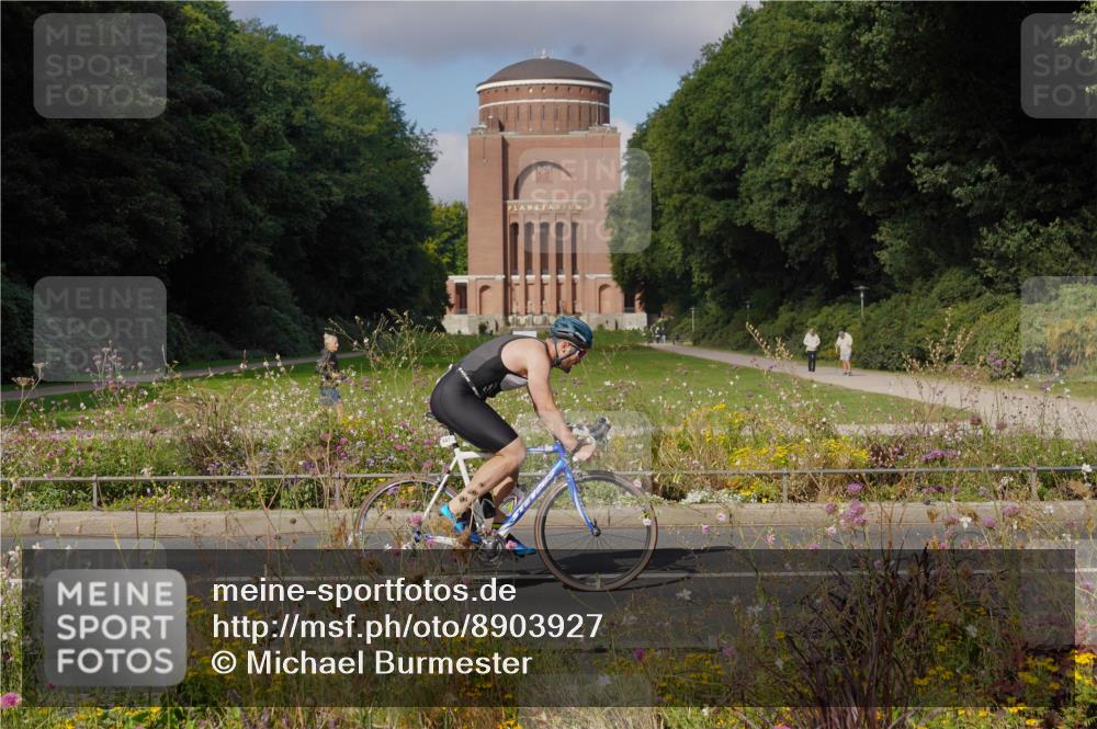 14.09.2025 - Stadtparktriathlon Michael Burmester http://msf.ph/oto/8903927 14.09.2025 10:55:18 Radfahren 632, 705, 721, 729, 842, 847, 875 meine-sportfotos.de