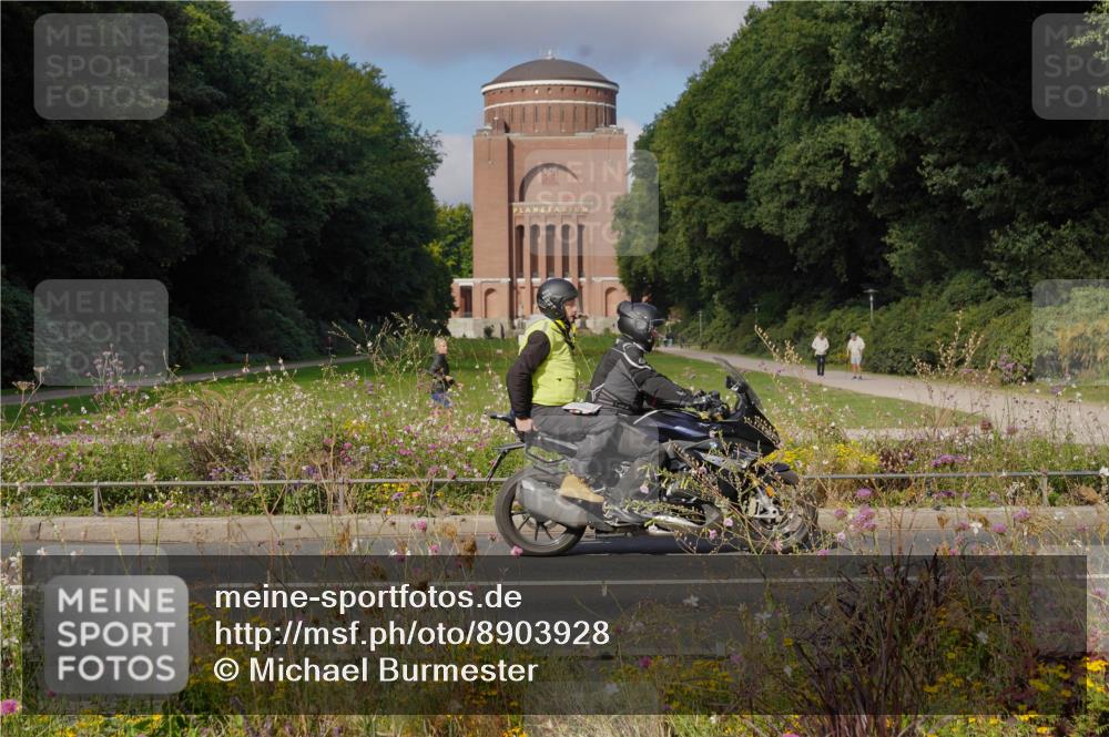 14.09.2025 - Stadtparktriathlon Michael Burmester http://msf.ph/oto/8903928 14.09.2025 10:55:19 Radfahren 632, 705, 842, 847, 875 meine-sportfotos.de