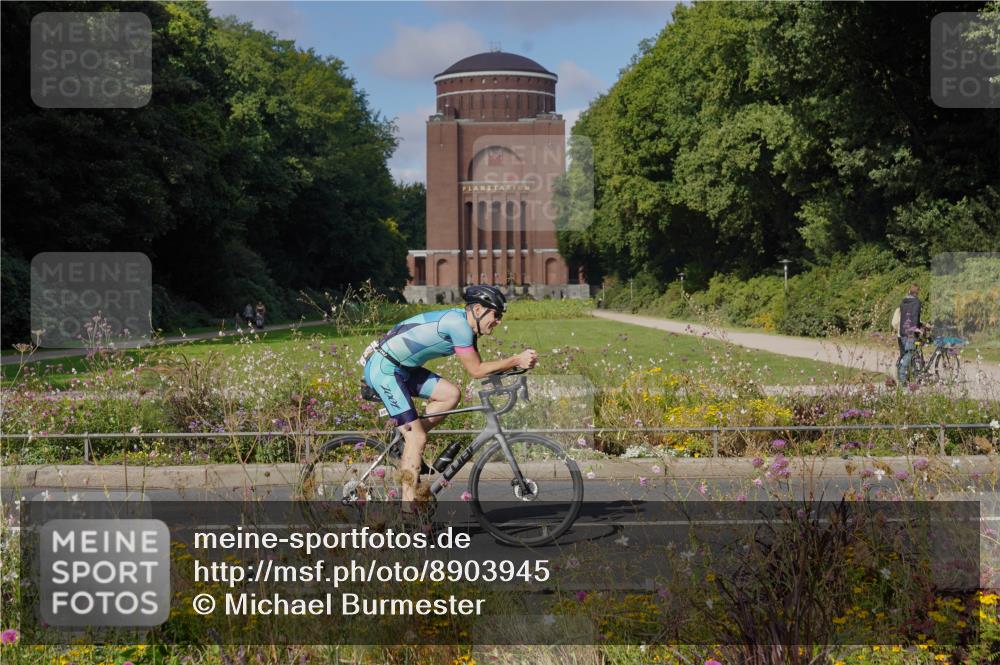 14.09.2025 - Stadtparktriathlon Michael Burmester http://msf.ph/oto/8903945 14.09.2025 10:56:28 Radfahren 645, 756, 763, 778, 802, 803, 888 meine-sportfotos.de