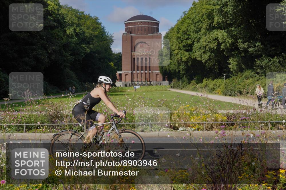 14.09.2025 - Stadtparktriathlon Michael Burmester http://msf.ph/oto/8903946 14.09.2025 10:56:29 Radfahren 645, 756, 763, 778, 802, 803, 888 meine-sportfotos.de