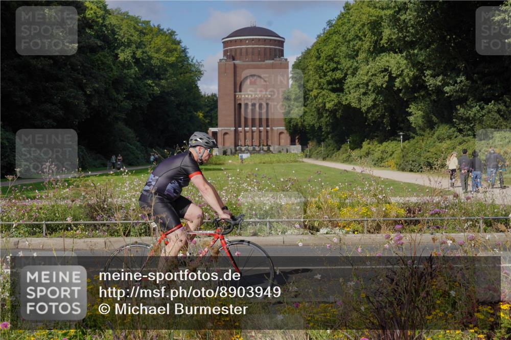 14.09.2025 - Stadtparktriathlon Michael Burmester http://msf.ph/oto/8903949 14.09.2025 10:56:35 Radfahren 763, 774, 778, 788, 802, 803, 849 meine-sportfotos.de