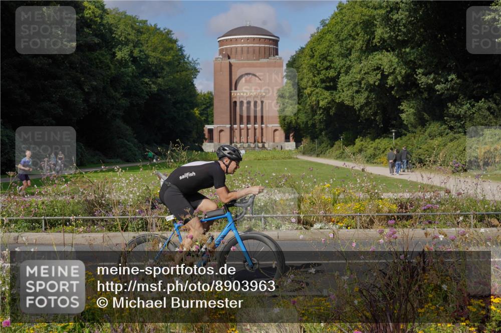 14.09.2025 - Stadtparktriathlon Michael Burmester http://msf.ph/oto/8903963 14.09.2025 10:56:55 Radfahren 746, 755, 764, 767, 783, 796, 798, 807, 817, 909, 914 meine-sportfotos.de