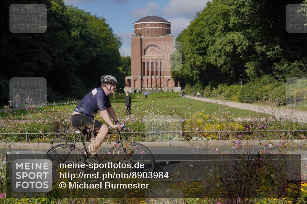 14.09.2025 - Stadtparktriathlon Michael Burmester http://msf.ph/oto/8903984 14.09.2025 10:58:03 Radfahren 637, 791, 816, 826, 836 meine-sportfotos.de