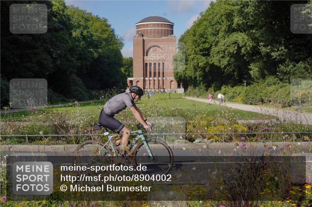 14.09.2025 - Stadtparktriathlon Michael Burmester http://msf.ph/oto/8904002 14.09.2025 10:59:00 Radfahren 712, 727, 739, 743, 750, 759, 799, 804, 862, 873, 882, 917 meine-sportfotos.de