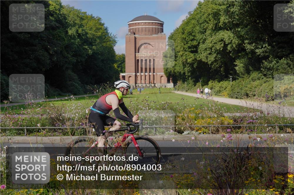 14.09.2025 - Stadtparktriathlon Michael Burmester http://msf.ph/oto/8904003 14.09.2025 10:59:00 Radfahren 712, 727, 739, 743, 750, 759, 799, 804, 862, 873, 882, 917 meine-sportfotos.de