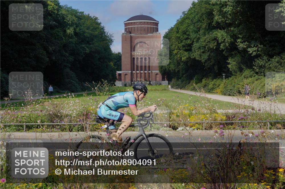 14.09.2025 - Stadtparktriathlon Michael Burmester http://msf.ph/oto/8904091 14.09.2025 11:03:19 Radfahren 657, 708, 764, 782, 788, 849, 877, 888 meine-sportfotos.de