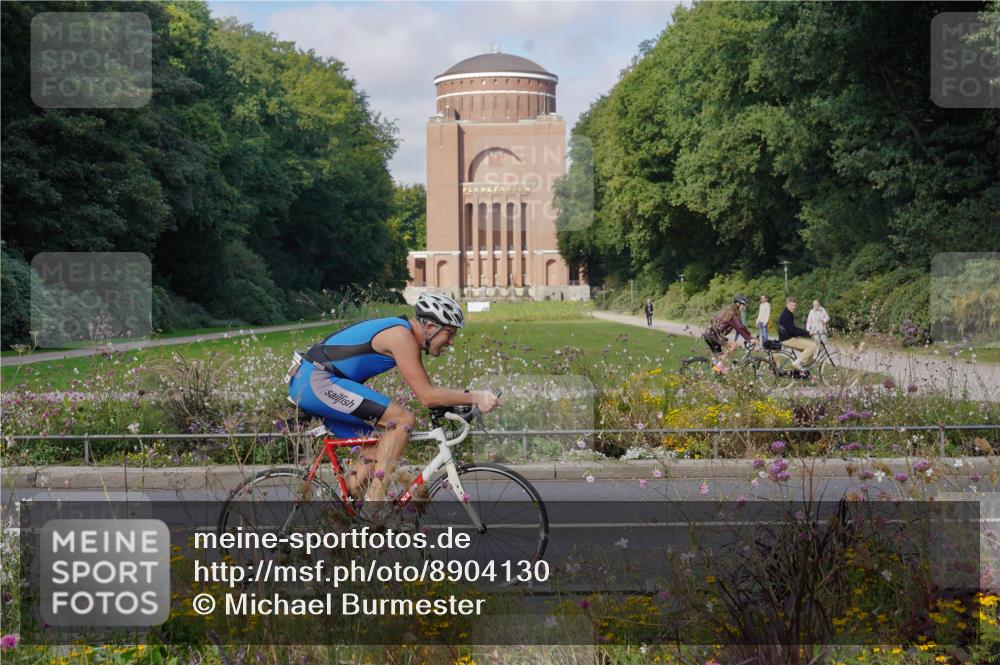 14.09.2025 - Stadtparktriathlon Michael Burmester http://msf.ph/oto/8904130 14.09.2025 11:05:11 Radfahren 776, 833, 836, 841, 852, 853, 867, 891, 919 meine-sportfotos.de