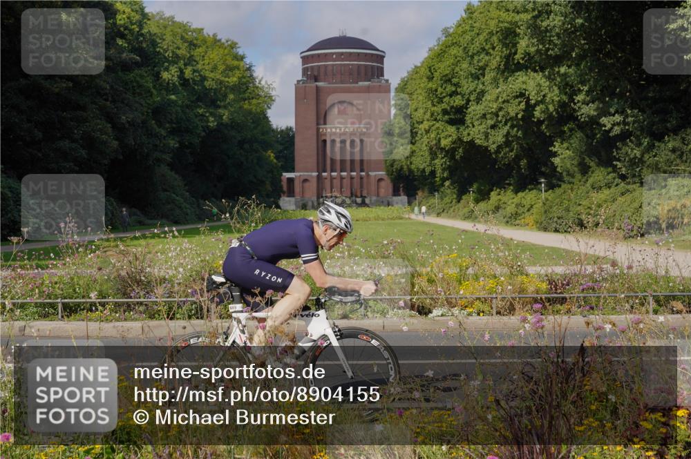 14.09.2025 - Stadtparktriathlon Michael Burmester http://msf.ph/oto/8904155 14.09.2025 11:06:25 Radfahren 791, 800, 873, 889, 917 meine-sportfotos.de