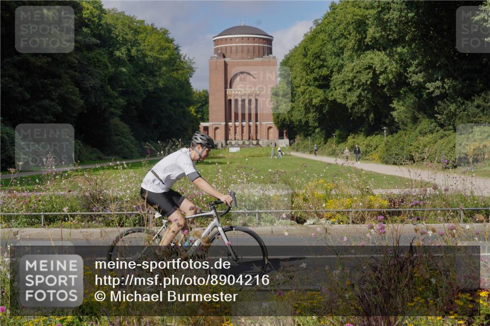 14.09.2025 - Stadtparktriathlon Michael Burmester http://msf.ph/oto/8904216 14.09.2025 11:10:06 Radfahren 762, 779, 797, 806, 888 meine-sportfotos.de