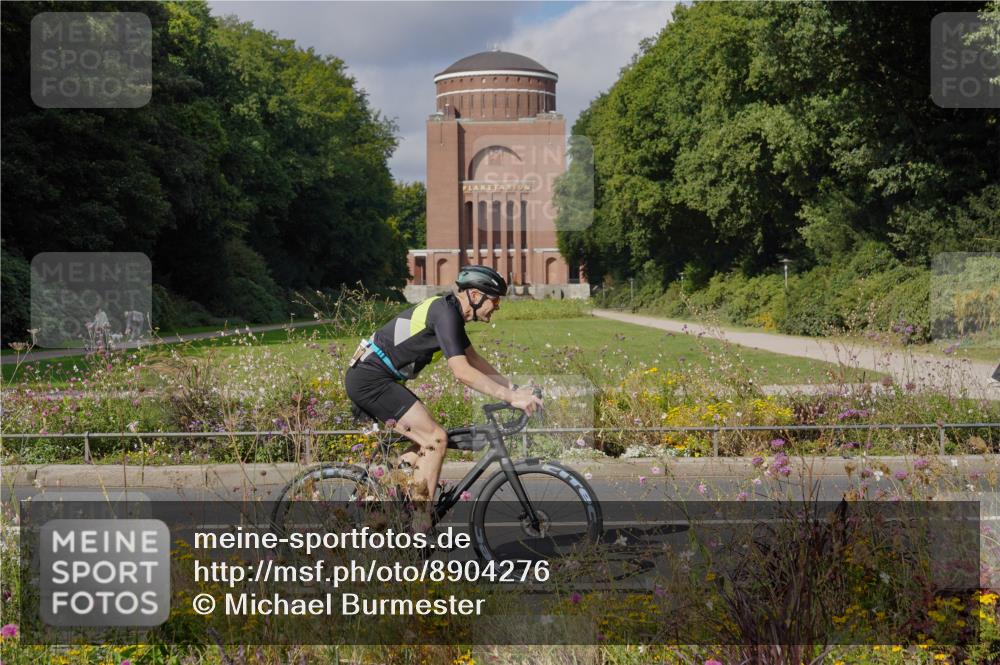 14.09.2025 - Stadtparktriathlon Michael Burmester http://msf.ph/oto/8904276 14.09.2025 11:14:00 Radfahren 838, 850 meine-sportfotos.de