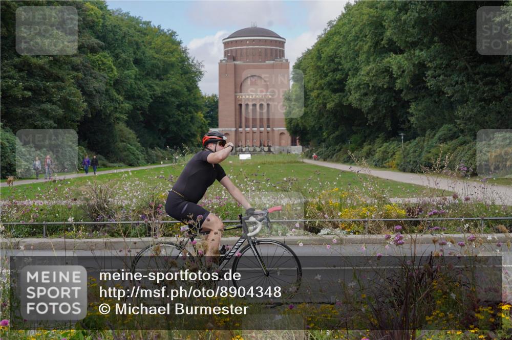 14.09.2025 - Stadtparktriathlon Michael Burmester http://msf.ph/oto/8904348 14.09.2025 11:18:52 Radfahren 826, 852, 919, 996, 1006 meine-sportfotos.de